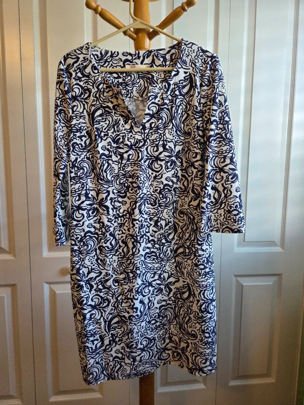 Aryeh Dress Navy & White 3/4 sleeve Size M
